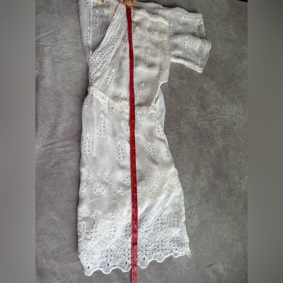 Floral Lace Sheer Blouse - Picture 7 of 7